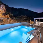 Willa Hamilton Sea Front Archangelos (Rhodes)