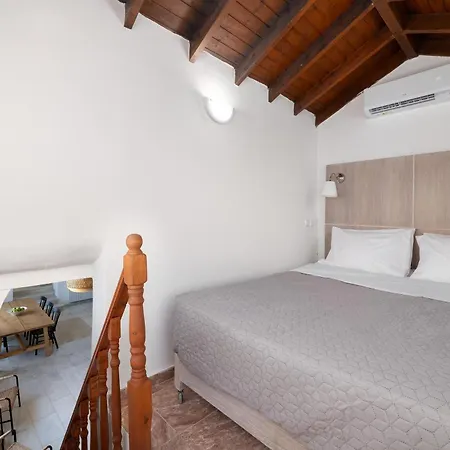 Hamilton Sea Front Вилла