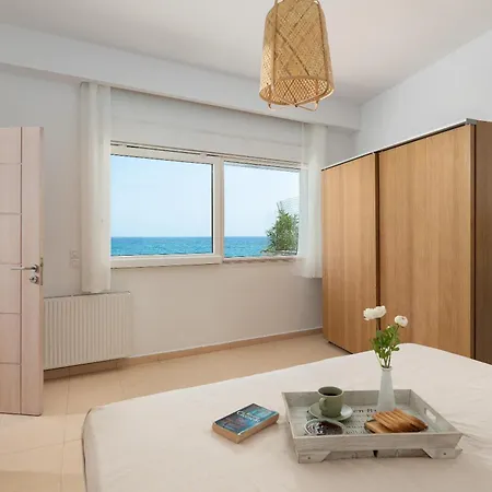 Hamilton Sea Front * Архангелос