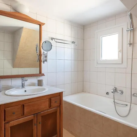 Hamilton Sea Front Вилла Архангелос