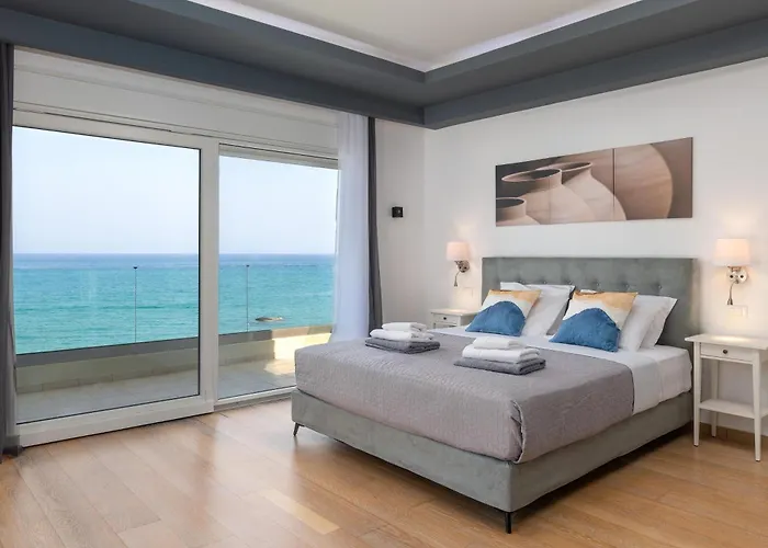 Villa Hamilton Sea Front