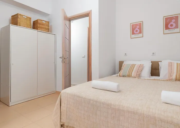 Hamilton Sea Front * 아크앤젤로스