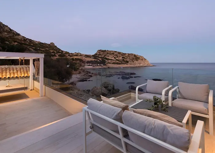 Hamilton Sea Front Villa *